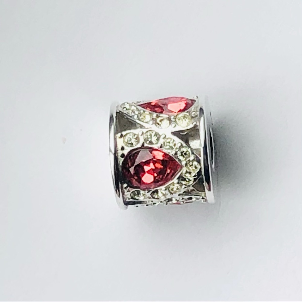 Rare retired Chamilia bead